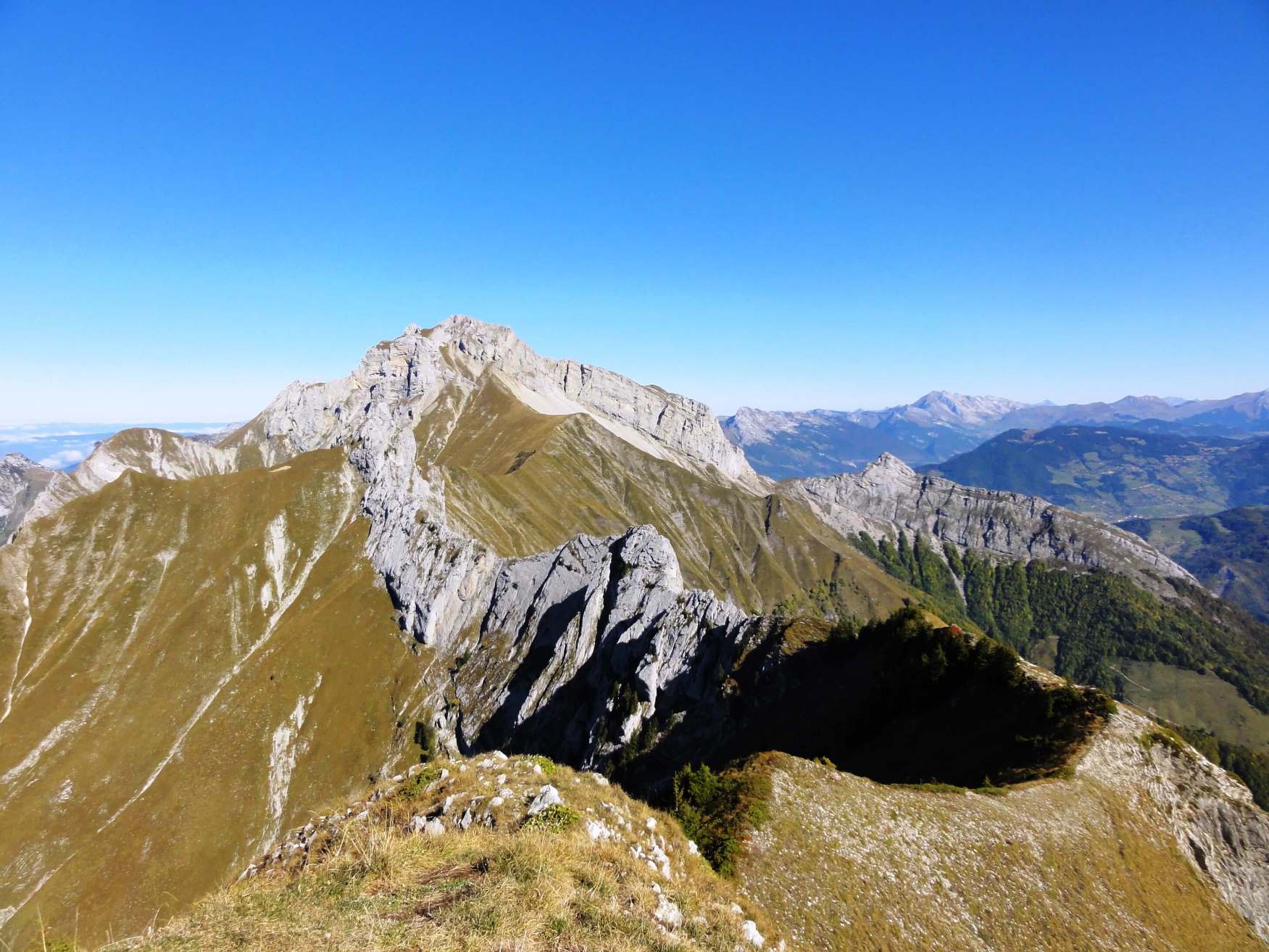 Crêt des Mouches (2036 m)