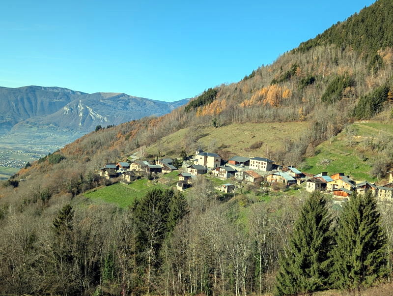Fort de Montgilbert, Rochebrune depuis Montendry